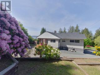Photo 1: 3380 MALASPINA AVE in Powell River: House for sale : MLS®# 17304