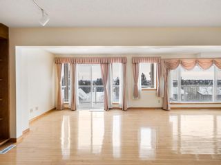 Photo 6: 676 strathcona Drive SW in Calgary: Strathcona Park Detached for sale : MLS®# A1171223