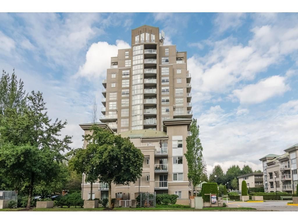 Main Photo: 404 10523 UNIVERSITY Drive in Surrey: Whalley Condo for sale in "GRANDVIEW COURT" (North Surrey)  : MLS®# R2445148