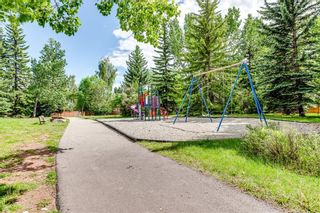 Photo 36: 215 CANOVA Place SW in Calgary: Canyon Meadows Detached for sale : MLS®# C4302357