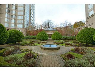 Photo 16: # 202 2668 ASH ST in Vancouver: Fairview VW Condo for sale (Vancouver West)  : MLS®# V1026379