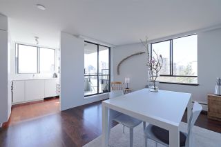 Photo 4: 902 1108 NICOLA STREET in Vancouver: West End VW Condo for sale (Vancouver West)  : MLS®# R2565027
