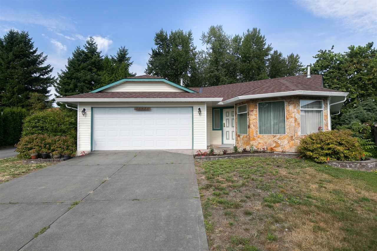 Main Photo: 12073 84A Avenue in Surrey: Queen Mary Park Surrey House for sale : MLS®# R2397334