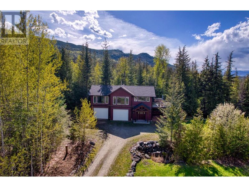 FEATURED LISTING: 3983 Talin Place Eagle Bay