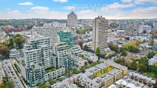 Photo 10: 108 788 W 8TH Avenue in Vancouver: Fairview VW Condo for sale in "LA FORTUNA" (Vancouver West)  : MLS®# R2879420