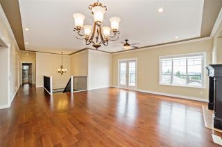 Photo 4: 33793 GREWALL Crescent in Mission: Mission BC House for sale in "College Heights" : MLS®# R2279586