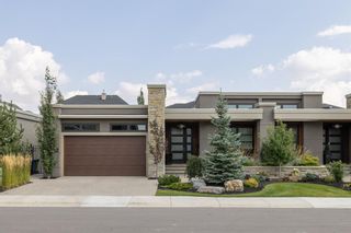 Photo 1: 62 Aspen Ridge Square SW in Calgary: Aspen Woods Semi Detached (Half Duplex) for sale : MLS®# A2002598
