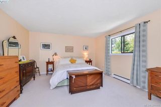 Photo 12: 3714 Blenkinsop Rd in VICTORIA: SE Maplewood House for sale (Saanich East)  : MLS®# 786001