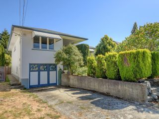 Photo 1: 2571 Vancouver St in Victoria: Vi Hillside House for sale : MLS®# 914101