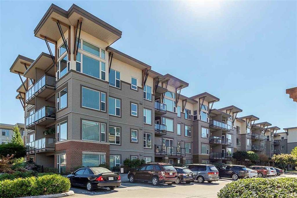 Main Photo: 413 33539 HOLLAND Avenue in Abbotsford: Central Abbotsford Condo for sale in "The Crossing" : MLS®# R2465000