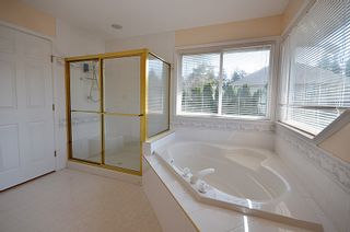 Photo 16: 2278 140 Street in Surrey: Sunnyside Park Surrey House for sale (South Surrey White Rock)  : MLS®# R2155321
