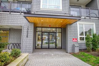 Photo 2: 216 13628 81A Avenue in Surrey: Bear Creek Green Timbers Condo for sale in "KINGS LANDING" : MLS®# R2879046