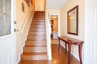 Photo 3: 11208 CHARLTON Street in Maple Ridge: Southwest Maple Ridge House for sale : MLS®# R2244608