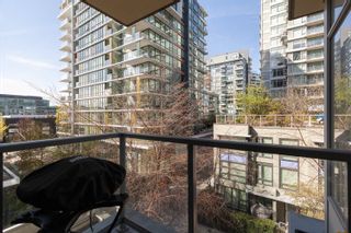 Photo 23: 404 138 W 1ST Avenue in Vancouver: False Creek Condo for sale in "Wall Centre False Creek East" (Vancouver West)  : MLS®# R2870599