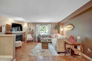 Photo 3: 128 6747 203 Street in Langley: Willoughby Heights Townhouse for sale in "SAGEBROOK" : MLS®# R2799226