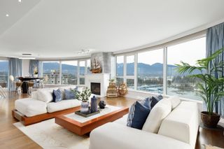 Photo 1: 2003 560 CARDERO Street in Vancouver: Coal Harbour Condo for sale (Vancouver West)  : MLS®# R2718591