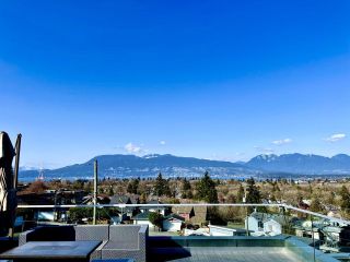 Photo 2: 3415 W 18TH Avenue in Vancouver: Dunbar House for sale (Vancouver West)  : MLS®# R2761275