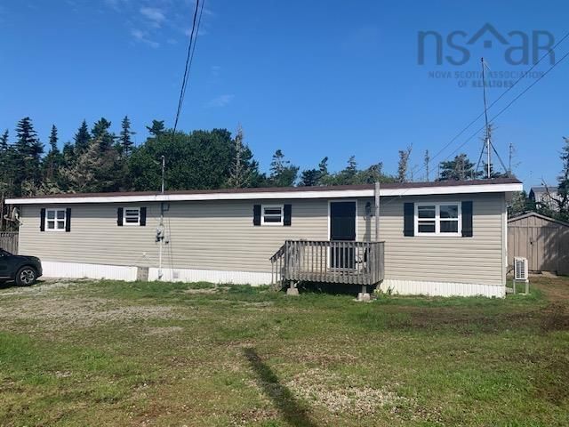 Main Photo: 34 Harbour Road in Bear Point: 407-Shelburne County Residential for sale (South Shore)  : MLS®# 202317574