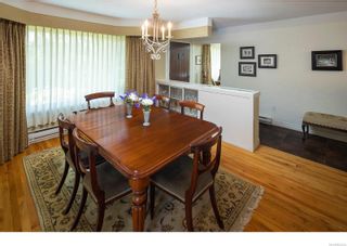 Photo 11: 981 Royal Terr in Victoria: Vi Rockland House for sale : MLS®# 904154