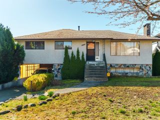 Main Photo: 6682 NAPIER Street in Burnaby: Sperling-Duthie House for sale (Burnaby North)  : MLS®# R2860454