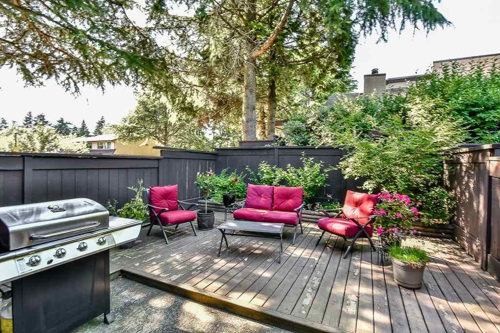 Main Photo: 256 9452 PRINCE CHARLES BLV Boulevard in Surrey: Queen Mary Park Surrey Townhouse for sale in "PRINCE CHARLES ESTATES" : MLS®# R2186774