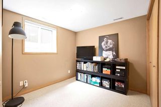 Photo 20: 26 Wimbledon Crescent SW in Calgary: Wildwood Detached for sale : MLS®# A2140798