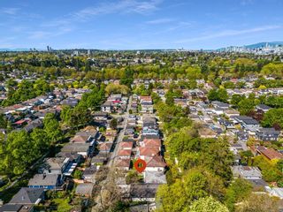 Photo 8: 2564 E 18TH Avenue in Vancouver: Renfrew Heights House for sale (Vancouver East)  : MLS®# R2880332