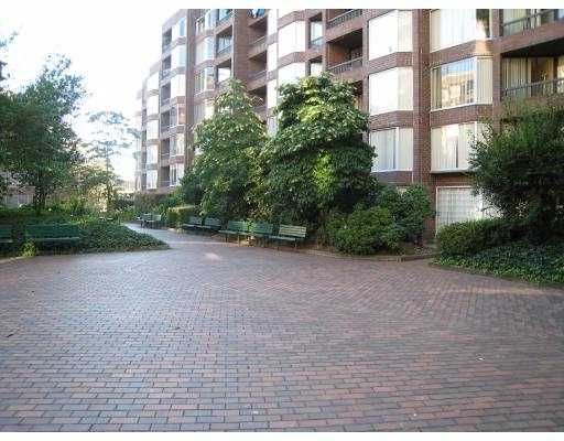 FEATURED LISTING: 708 - 950 DRAKE Street Vancouver