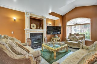 Photo 3: 11298 133A Street in Surrey: Bolivar Heights House for sale (North Surrey)  : MLS®# R2732601