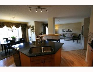 Photo 2: 58 ROYAL OAK Cove NW in CALGARY: Royal Oak Residential Detached Single Family for sale (Calgary)  : MLS®# C3376305