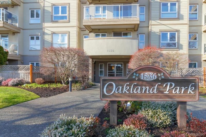 FEATURED LISTING: 202 - 1536 Hillside Ave VICTORIA
