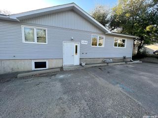 Photo 1: 104 6TH Avenue Northeast in Swift Current: North East Residential for sale : MLS®# SK945494