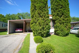 Photo 1: 621 Estate Street in Portage la Prairie: House for sale : MLS®# 202217466