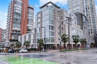 Main Photo: 502 910 BEACH Avenue in Vancouver: Yaletown Condo for sale in "Meridian" (Vancouver West)  : MLS®# R2850345