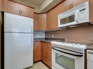 Photo 13: 402 364 Goldstream Ave in Colwood: Co Colwood Corners Condo for sale : MLS®# 887861
