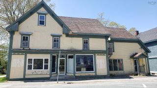 Photo 1: 125 Water Street in Shelburne: 407-Shelburne County Commercial  (South Shore)  : MLS®# 202309793