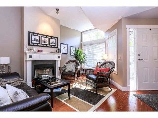 Photo 3: 15053 27A Avenue in Surrey: Sunnyside Park Surrey Townhouse for sale in "DAVENTRY" (South Surrey White Rock)  : MLS®# F1421884