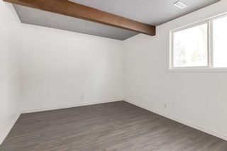 Photo 16: 9810 26 Street SW in Calgary: Oakridge Semi Detached (Half Duplex) for sale : MLS®# A2118348