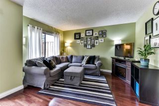 Photo 9: 66 13880 74 Avenue in Surrey: East Newton Townhouse for sale in "Wedgewood Estates" : MLS®# R2050030