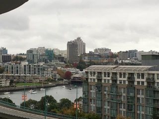 Photo 5: 1012 68 SMITHE Street in Vancouver: Downtown VW Condo for sale in "One Pacific" (Vancouver West)  : MLS®# R2771691
