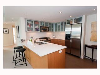 Photo 4: 2804 - 1205 W. Hastings Street in Vancouver: Coal Harbour Condo for sale in "CIELO" (Vancouver West)  : MLS®# V817933
