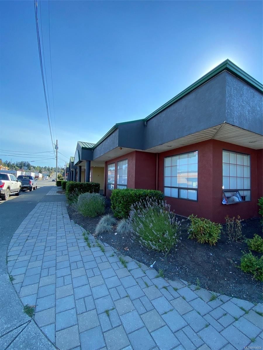 Main Photo: 833 14th Ave in Campbell River: CR Campbell River Central Office for sale : MLS®# 914004