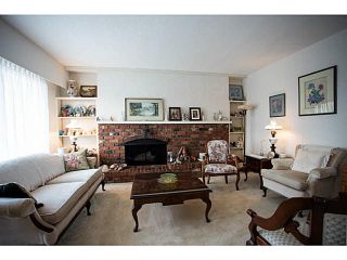 Photo 16: 5528 MAPLE Crescent in Ladner: Delta Manor 1/2 Duplex for sale : MLS®# V1138909