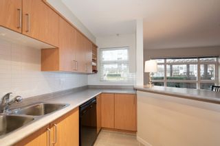 Photo 7: 106 3142 ST JOHNS Street in Port Moody: Port Moody Centre Condo for sale in "SONRISA" : MLS®# R2766954