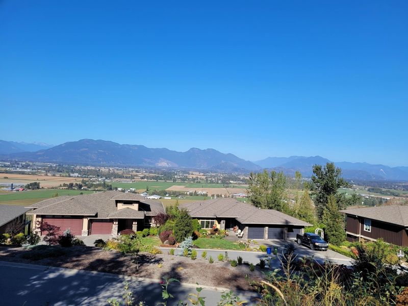 FEATURED LISTING: 242 - 51075 FALLS Court Chilliwack