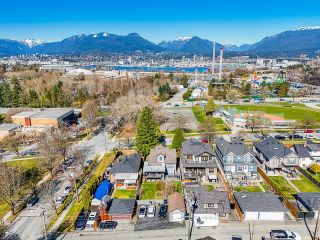 Photo 40: 3114 E PENDER Street in Vancouver: Renfrew VE House for sale (Vancouver East)  : MLS®# R2863845