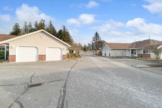 Photo 2: 19 2081 WINFIELD Drive in Abbotsford: Abbotsford East Townhouse for sale : MLS®# R2857205