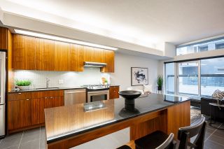 Main Photo: 404 33 W PENDER Street in Vancouver: Downtown VW Condo for sale (Vancouver West)  : MLS®# R2852385