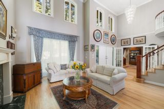 Photo 1: 4250 ALMONDEL Place in West Vancouver: Bayridge House for sale : MLS®# R2644107