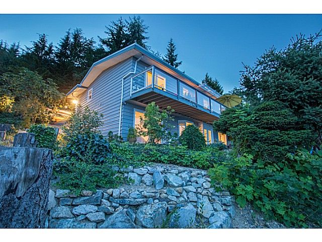 Main Photo: 561 KILDONAN Road in West Vancouver: Glenmore House for sale : MLS®# V1078536
